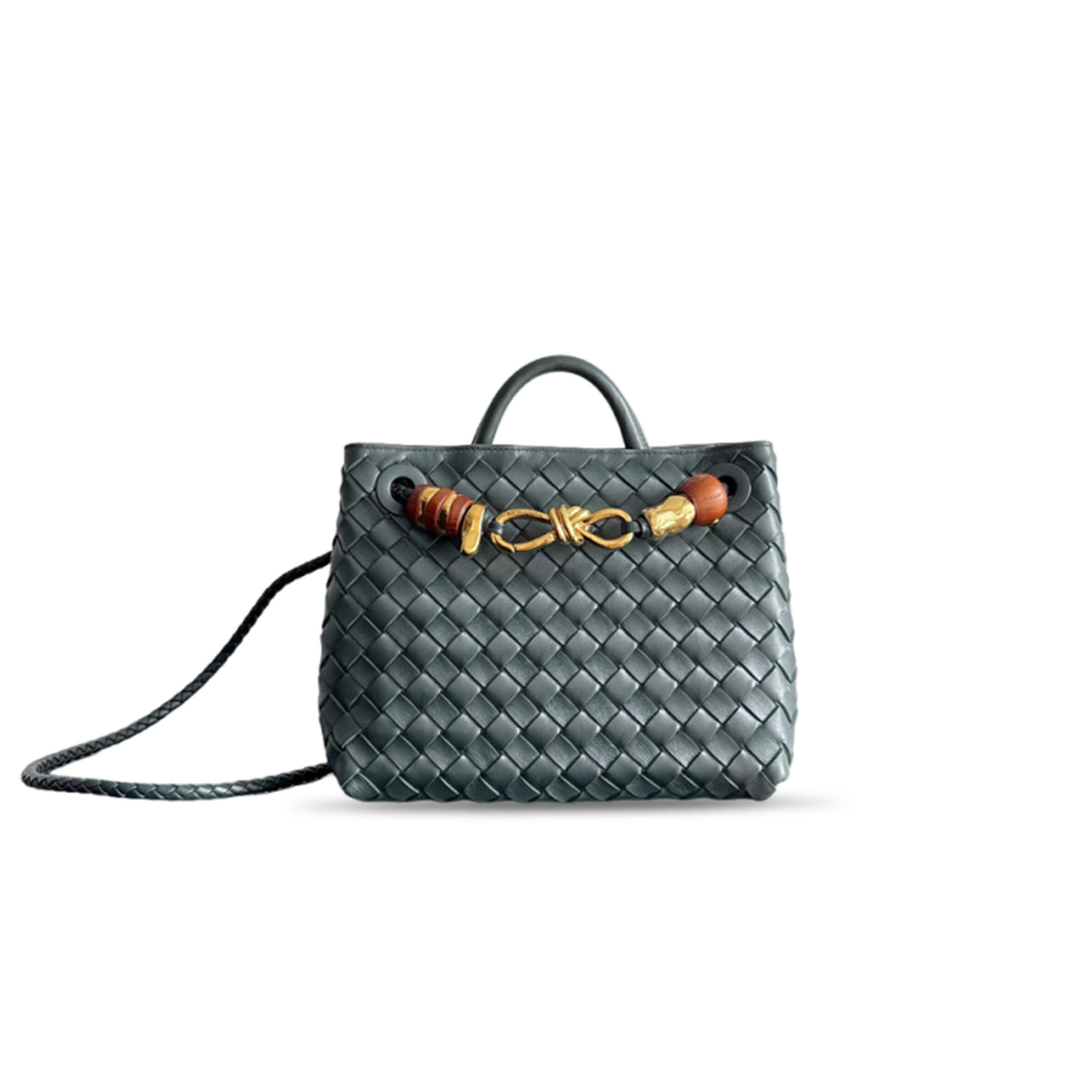 BOTTEGA VENETA SMALL ANDIAMO BAG 743568 (25*22*10.5cm)